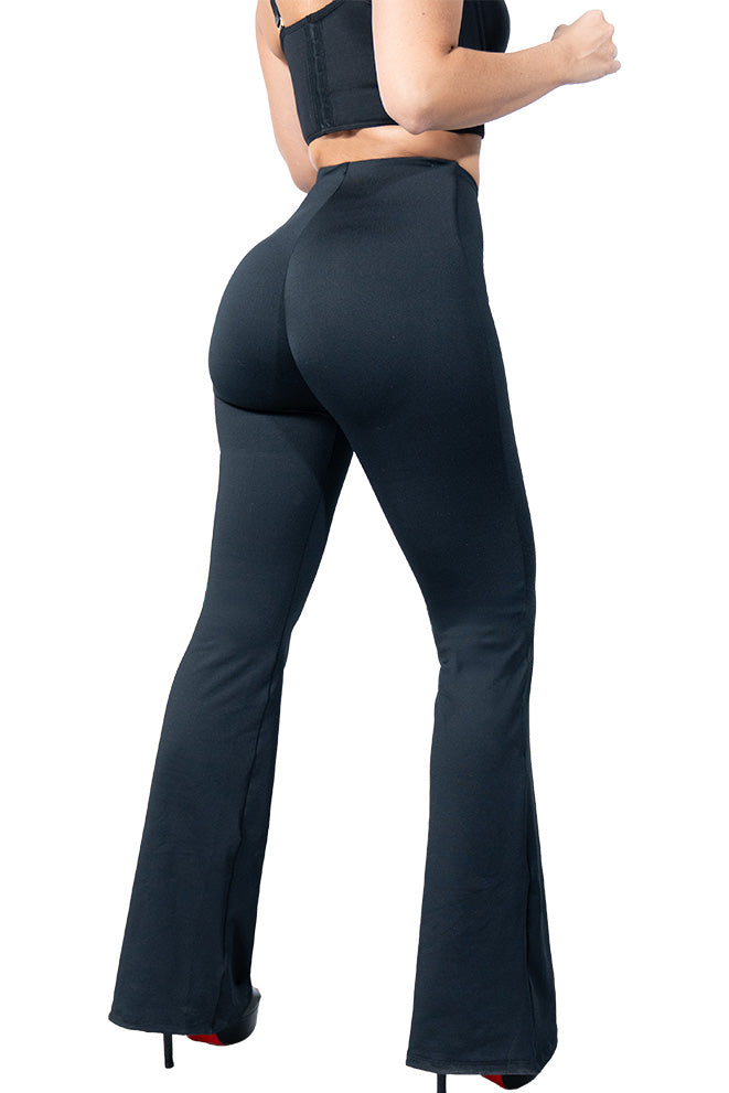 LEGGINGS CON FAJA SHORT BBLUXURY DOBLE REALCE CAMPANA LEVANTA POMPA Y CONTROL ABDOMEN