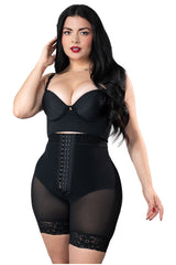 SHORT 2 TALLAS CORTO CON 3 FILAS DE BROCHES BOOTYLOVE SS9175