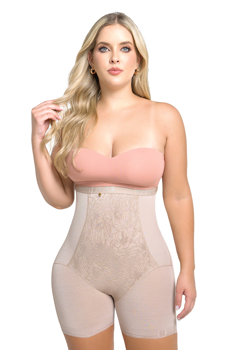 Soy Grandeza – Panty Short Moldeador con Encaje Corto Cintura Alta | Labella Majesty